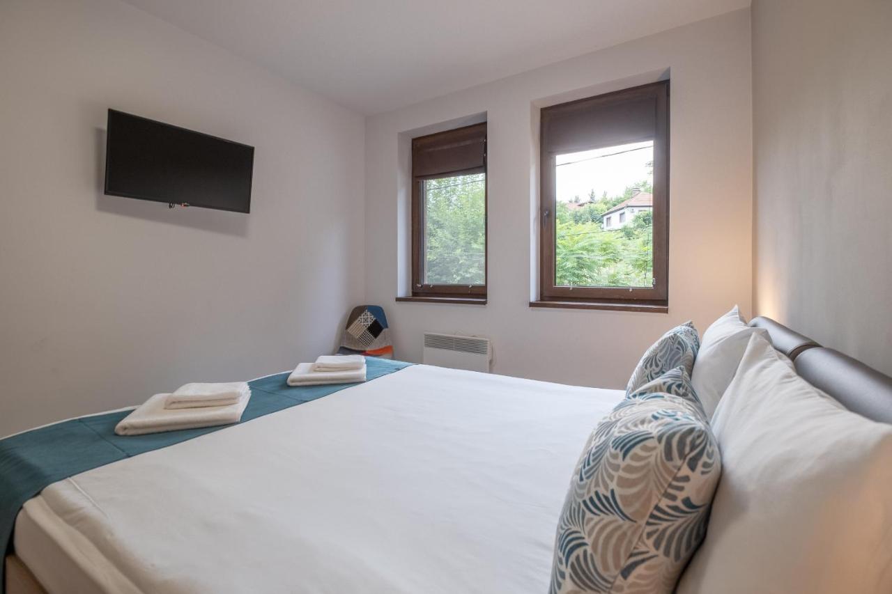 Tarnovgrad Apartments - Free Parking Veliko Tarnovo Kültér fotó