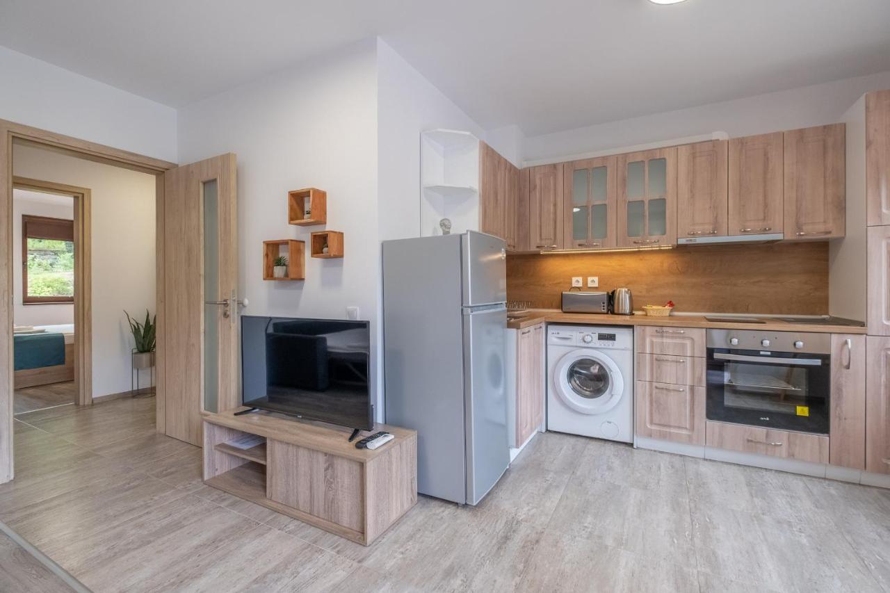 Tarnovgrad Apartments - Free Parking Veliko Tarnovo Kültér fotó