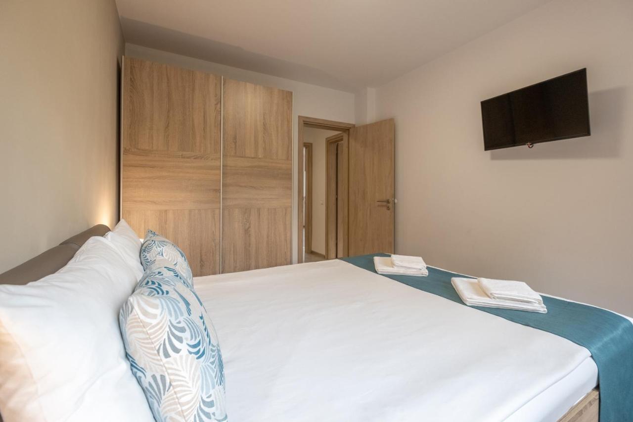 Tarnovgrad Apartments - Free Parking Veliko Tarnovo Kültér fotó