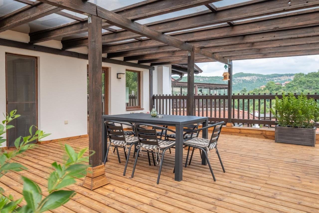 Tarnovgrad Apartments - Free Parking Veliko Tarnovo Kültér fotó